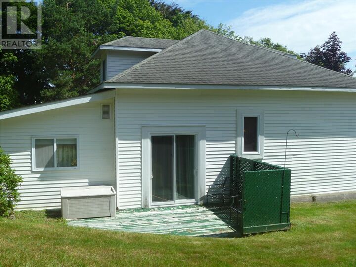 Property Photo:  16 Patrick Street  NL A1Y 1B7 
