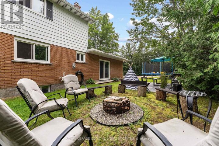 Property Photo: 6 Brian Street ON K8A 6W4