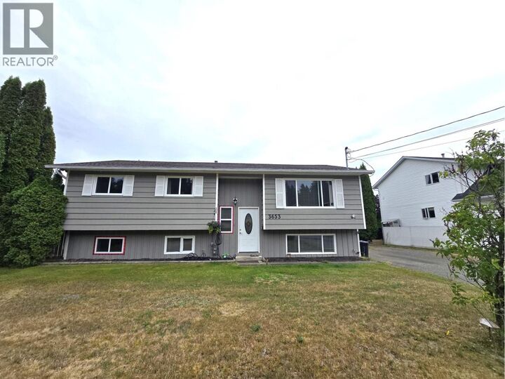 3653 Hawthorne Avenue — photo 1