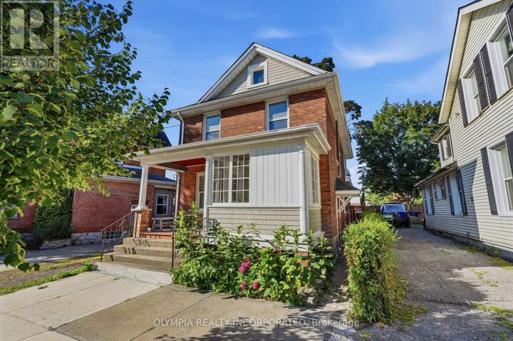 Property Photo: 14 Bond Street ON L2R 4Z2