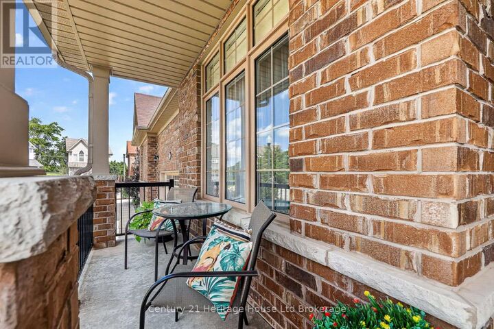 Property Photo: 528 Baldwin Crescent ON N4T 0G4