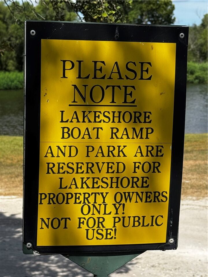 Property Photo: 17 Lakeshore Drive TX 78383