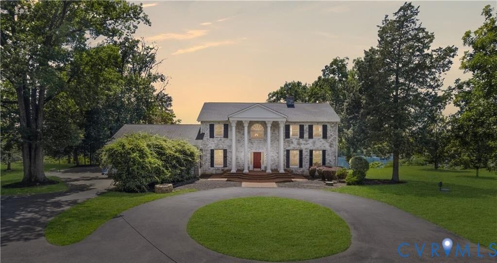 Property Photo:  8700 Osborne Turnpike  VA 23231 