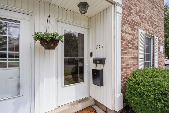 Property Photo:  729 Clareridge Lane  OH 45458 