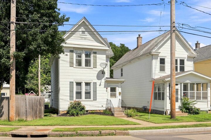 Property Photo: 499 Kaufmann Avenue IA 52001
