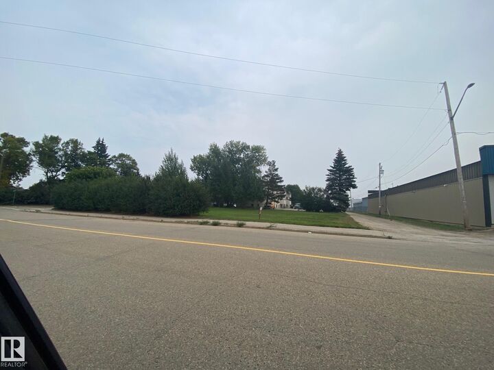 Property Photo:  4019 47 Street  AB T9A 1B7 