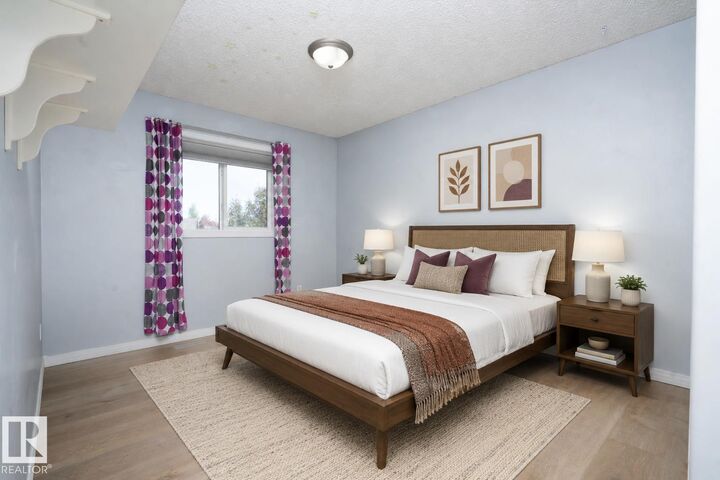Property Photo:  1009 Macewan Close SW  AB T6W 1K2 
