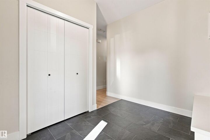 Property Photo: 601 18 Street AB T9M 0K3