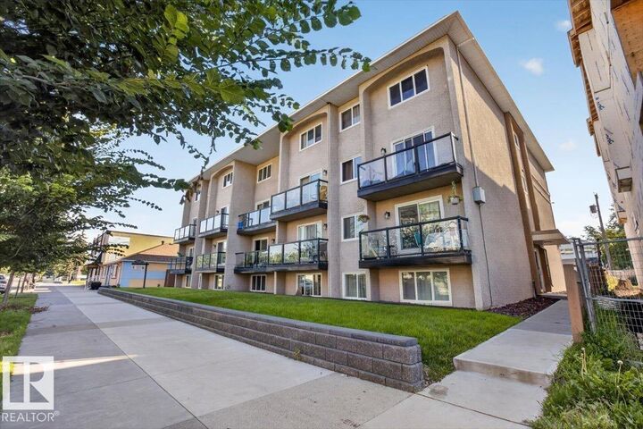 Property Photo:  11429 124 Street NW 205  AB T5M 0K4 