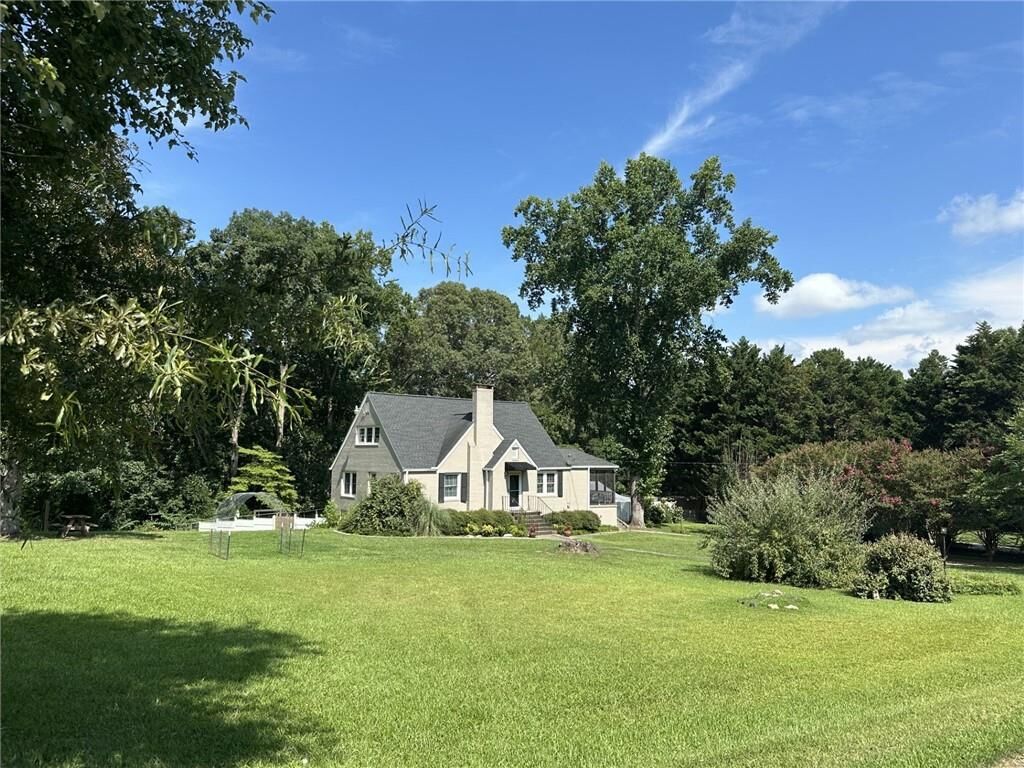 Property Photo: 139 Myrtle Street GA 30577