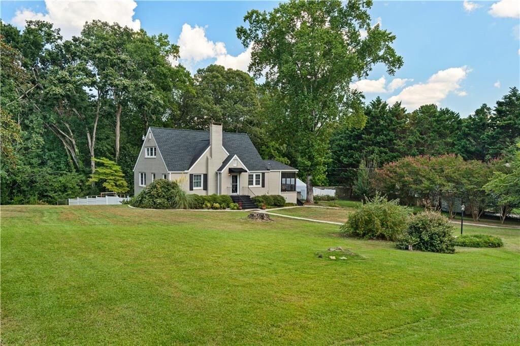 Property Photo: 139 Myrtle Street GA 30577