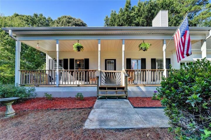 Property Photo:  85 Cypress Place  GA 30680 