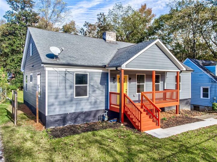Property Photo: 1683 Kenmore Street SW GA 30311