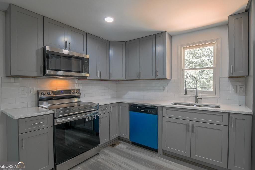 Property Photo:  3420 Nina Court  GA 30135 