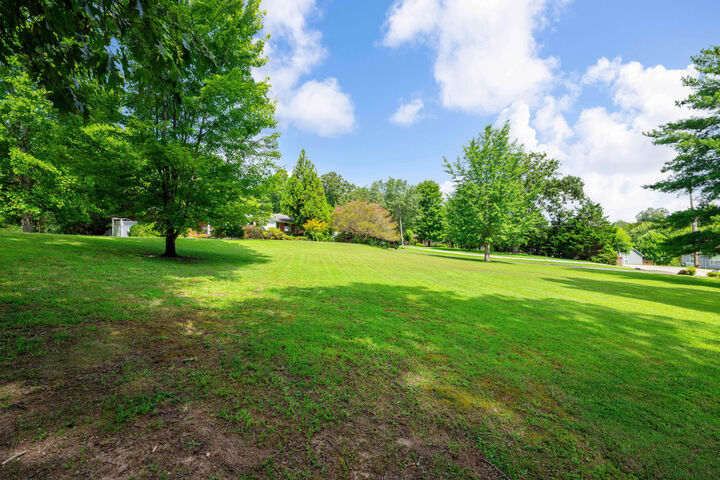 Property Photo: 409 White Road TN 37421