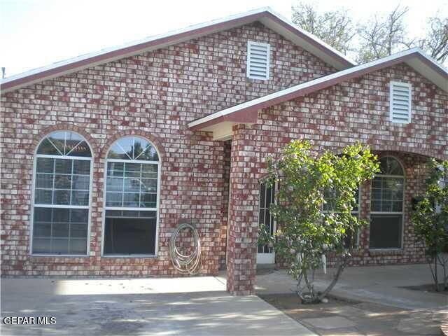 Property Photo:  3026 Douglas A &Amp B Avenue  TX 79903 