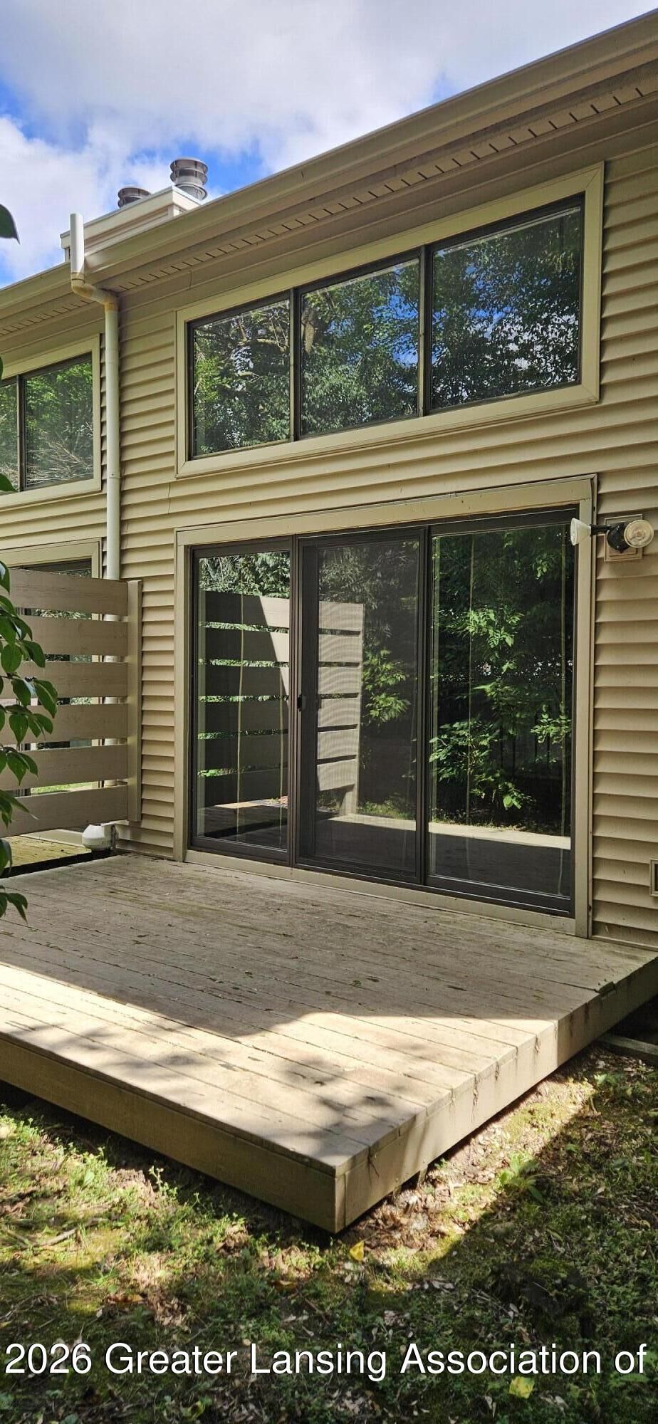 Property Photo:  2095 Fox Hollow Drive  MI 48864 