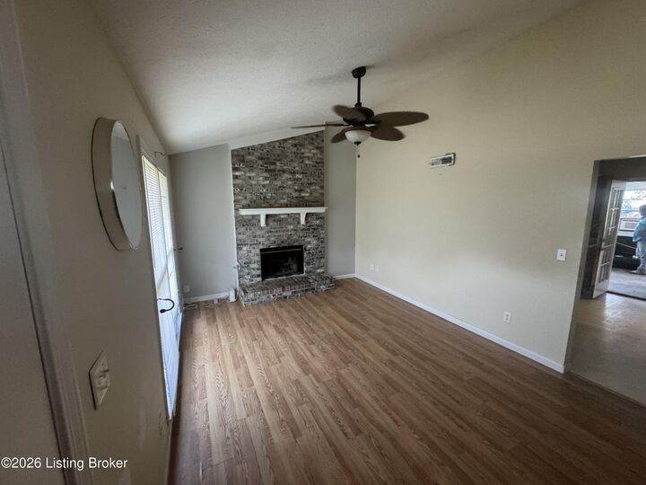 Property Photo: 7202 Quail Ridge Rd KY 40291