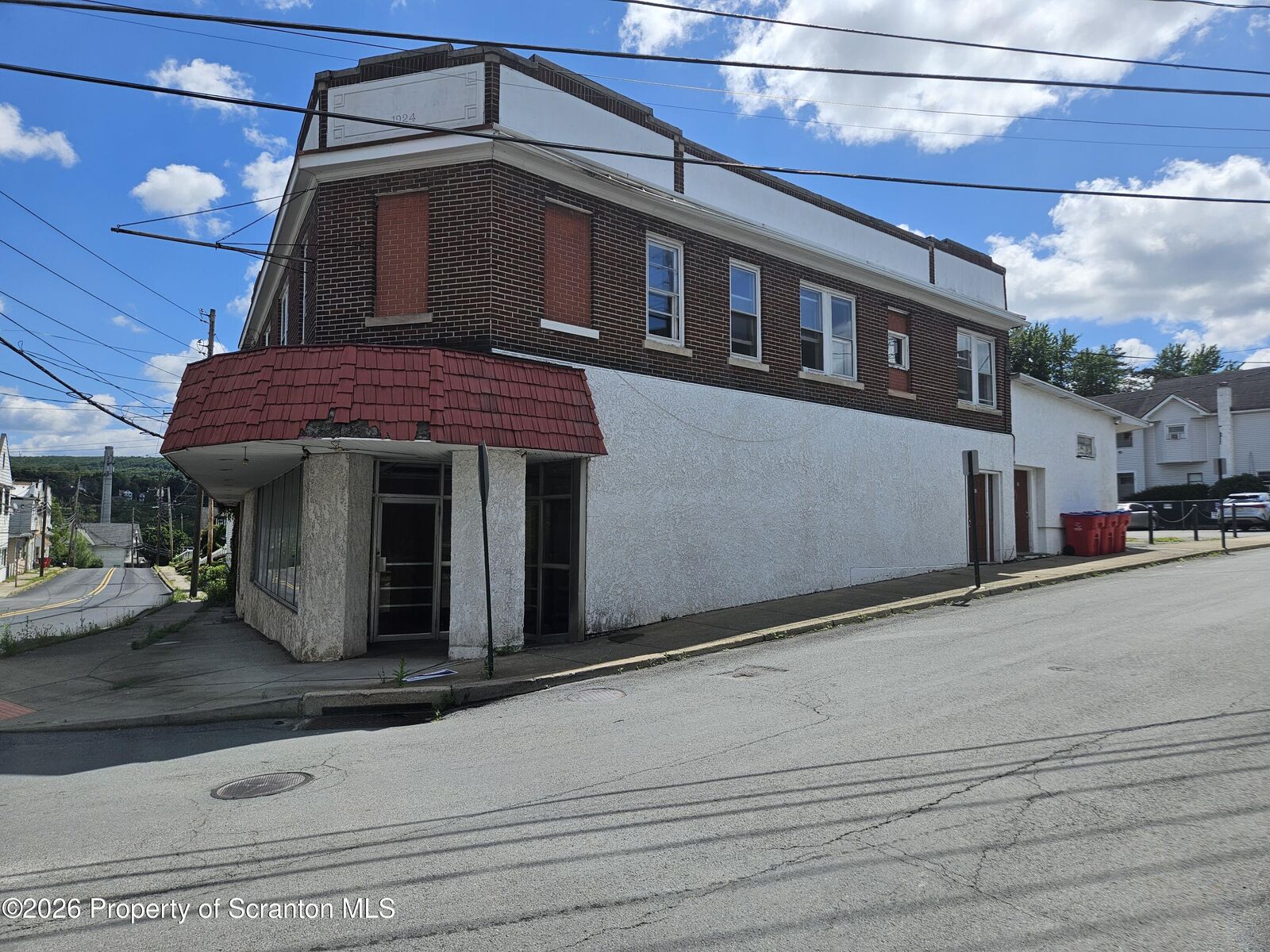 Property Photo:  61 Fallbrook Street 4  PA 18407 