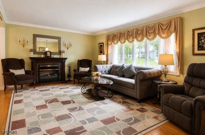 Property Photo:  275 Saint Cloud Ave  NJ 07052 