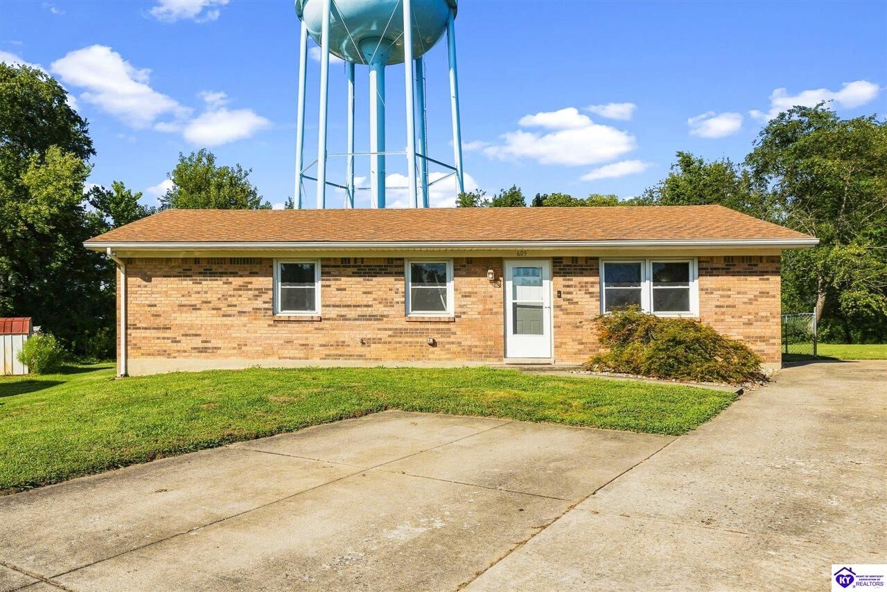 Property Photo:  609 Stanford Drive  KY 42701 