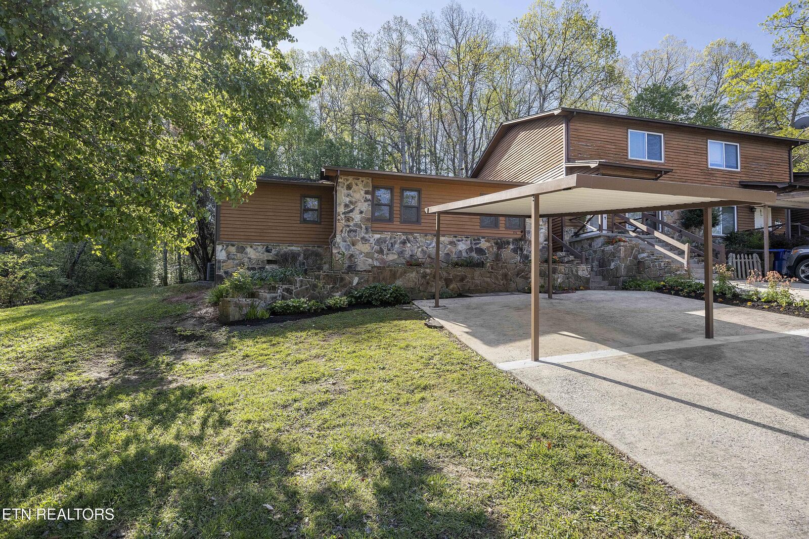 Property Photo:  156 Hendrix Drive  TN 37830 