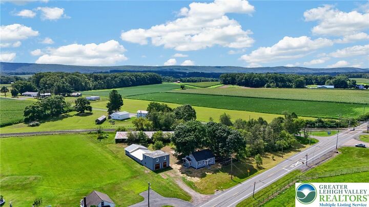Property Photo:  280 Fairview Street  PA 18252 