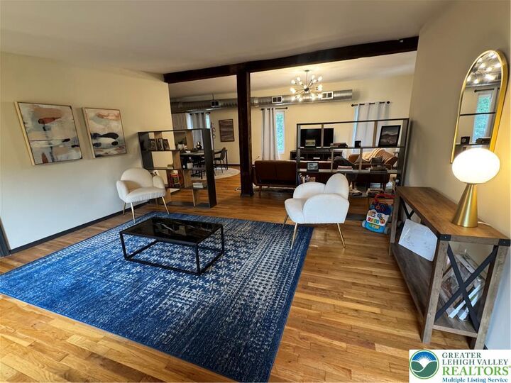 Property Photo: 49 N Delaware Drive 3rd Floor PA 18042
