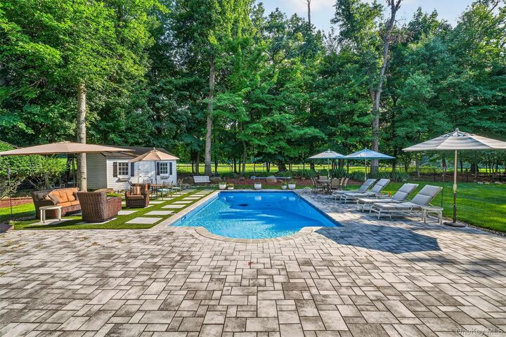 Property Photo:  37 Windgate Drive  NY 10956 