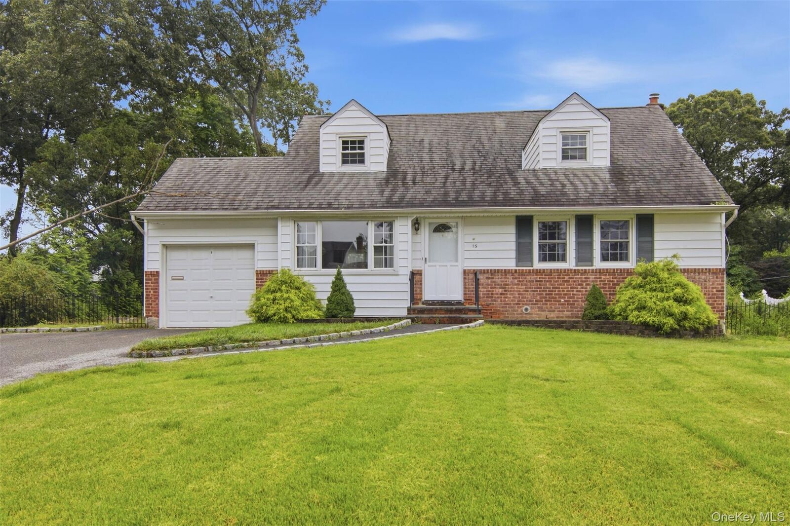 Property Photo:  15 Apple Lane  NY 11725 