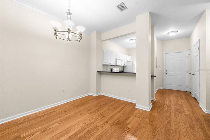 Property Photo: 5007 NW 45th Road 103 FL 32606