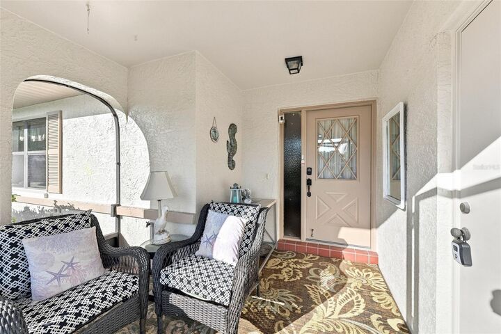 Property Photo:  1618 Layton Court  FL 33573 