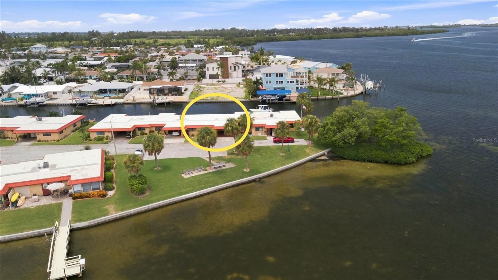 Property Photo: 3840 Catalina Drive FL 34210
