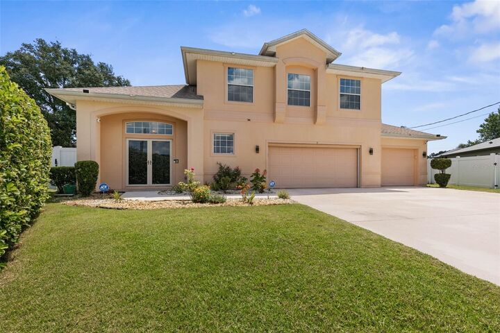 Property Photo:  7 Flint Place  FL 32137 