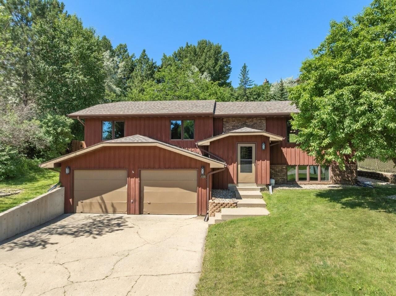 Property Photo:  1113 23rd St NW  ND 58703 