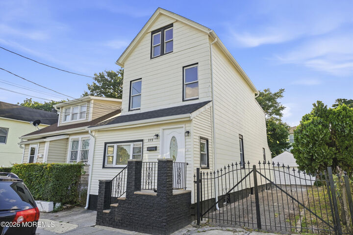 Property Photo: 359-361 S 18th Street NJ 07103