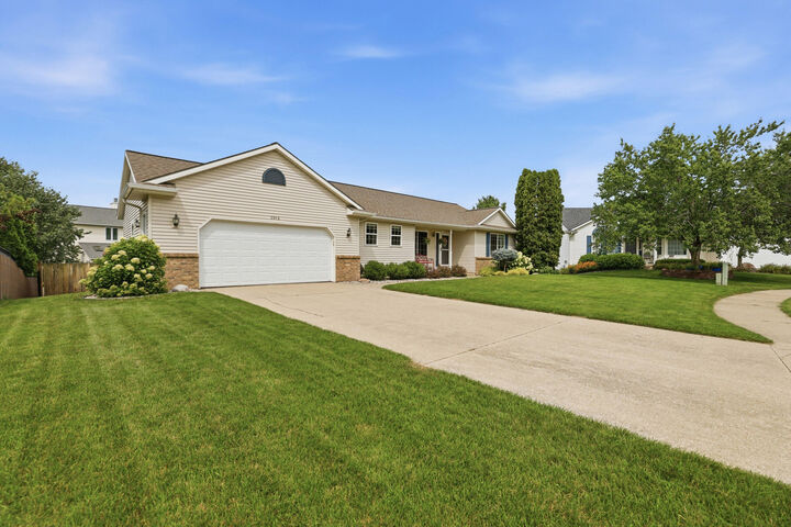 Property Photo: 2913 Belle Meadow Drive SW MI 49315