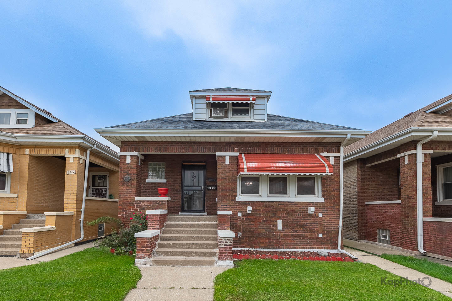 Property Photo: 5323 S Christiana Avenue IL 60632