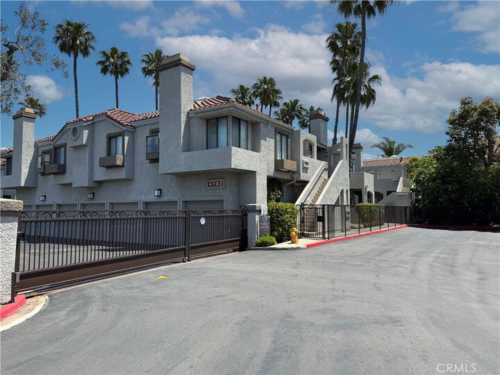 Property Photo: 4762 Tiara 102 CA 92649