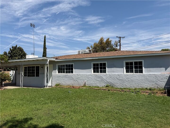 Property Photo: 6603 Mitad Court CA 92404