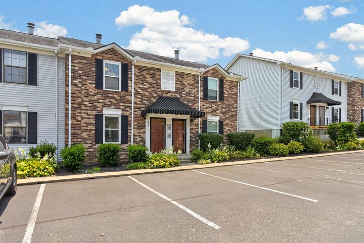 Property Photo: 226 Edgewood Dr TN 37075