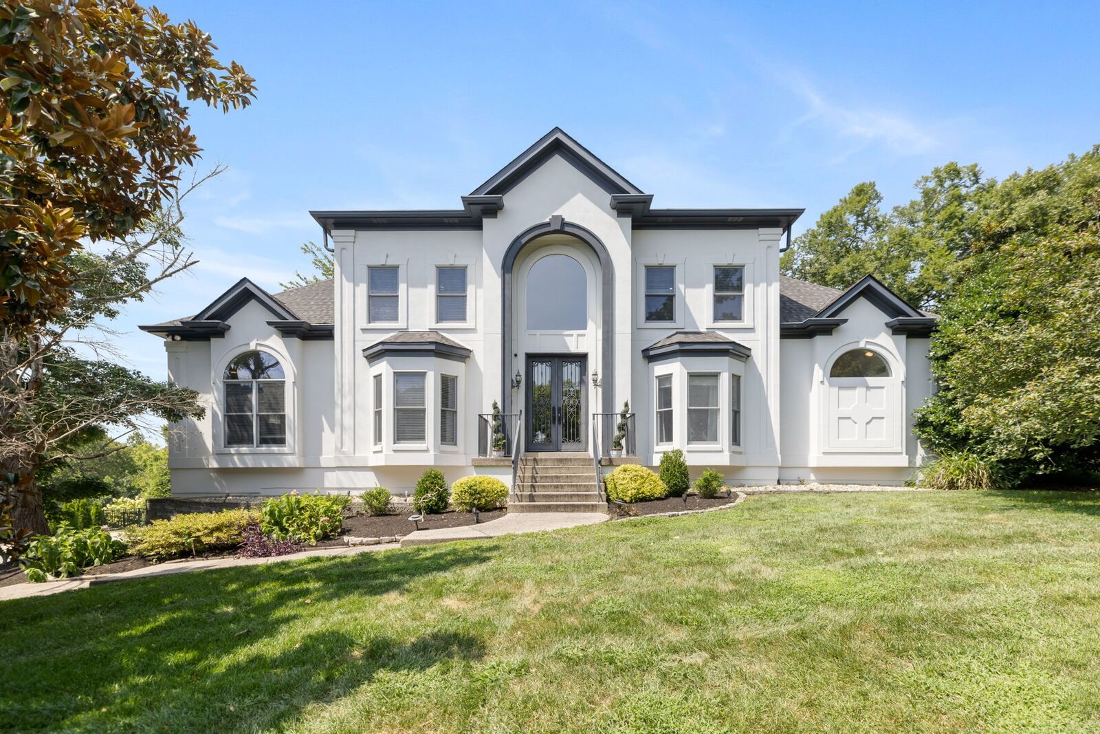 Property Photo:  805 Kathridge Ct  TN 37027 