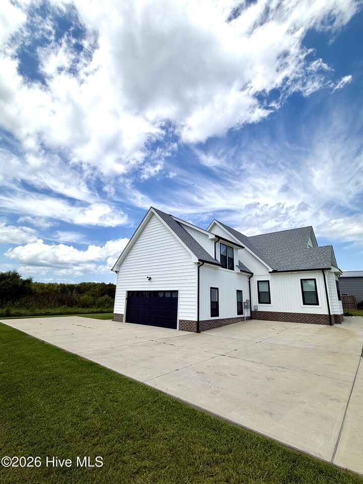 Property Photo:  981 Waterlily Road  NC 27923 