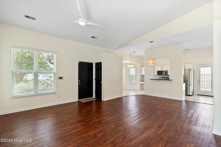 Property Photo:  2218 Loblolly Court  NC 28411 