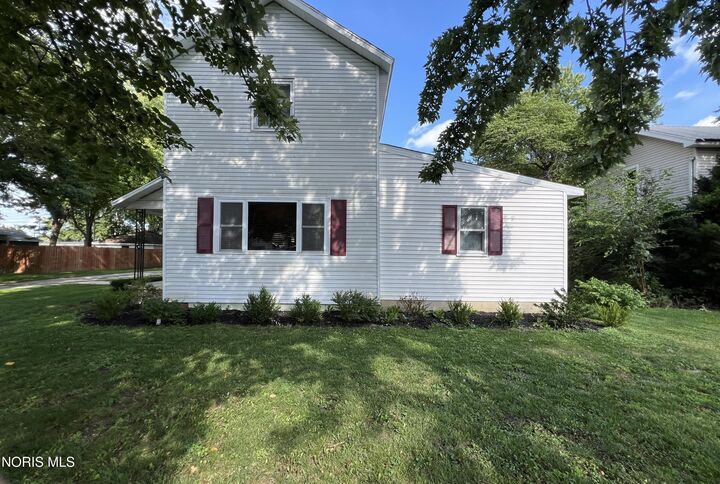 Property Photo: 217 S 2nd Street OH 45872