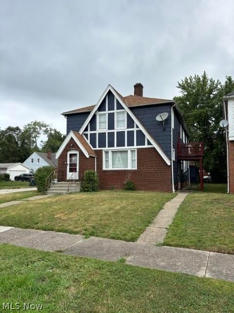 Property Photo:  934 Ravine Drive  OH 44112 