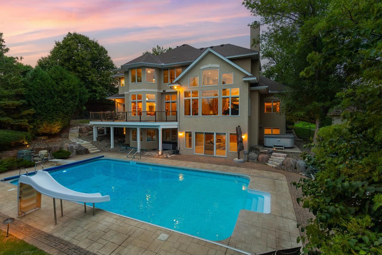 Property Photo:  7602 S Bay Circle  MN 55438 