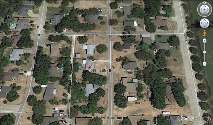 Property Photo: 609 S 4th Street TX 76065