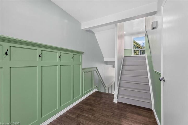 Property Photo:  66 Summercrest Drive 3  ON L8K 6G6 