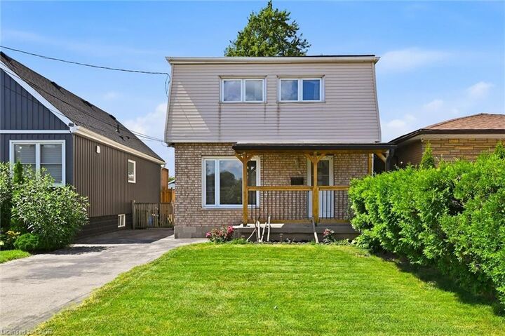 165 Glennie Avenue — photo 1
